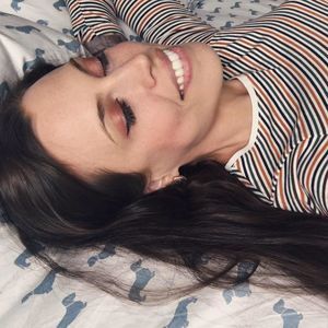 Meet your Posher, Claire